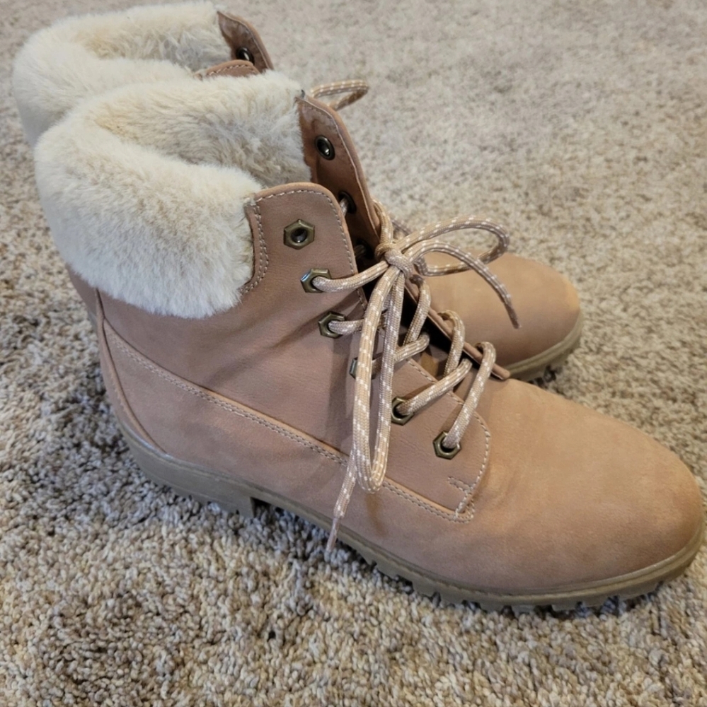 Madden Girl Leather/faux Fur Boot Used Womens Size 9.5 No Box